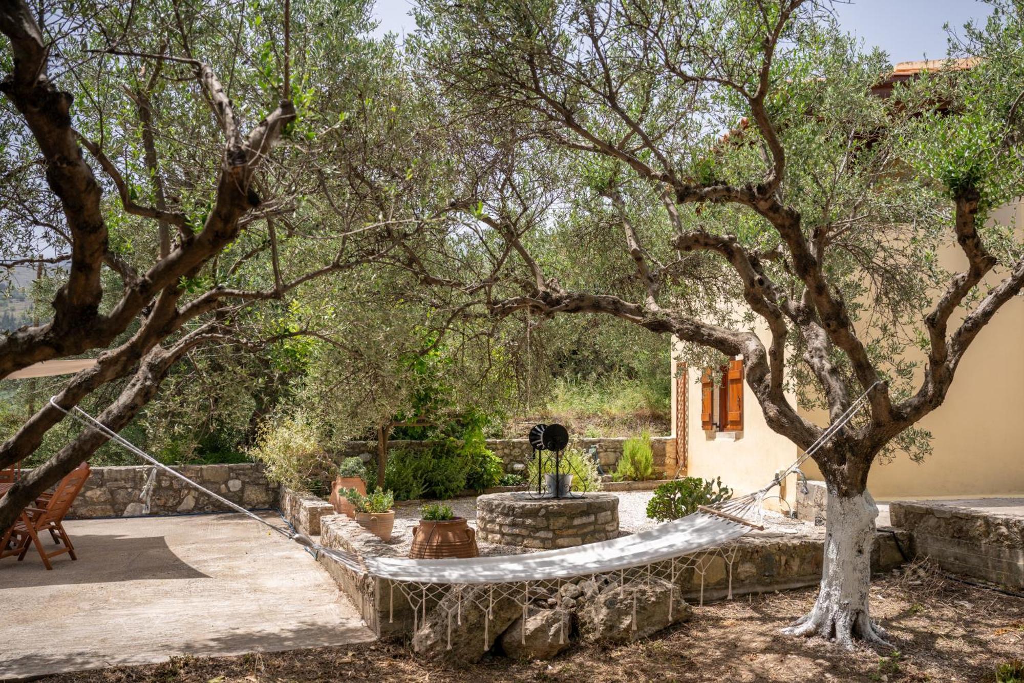 Liofito Village House Pemonia Luaran gambar